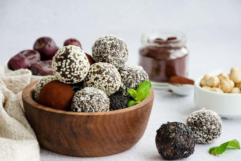 Regular Sweets Make Healthy Sweets Yourself: Easy Sugar-Free Recipes | Sweetz United